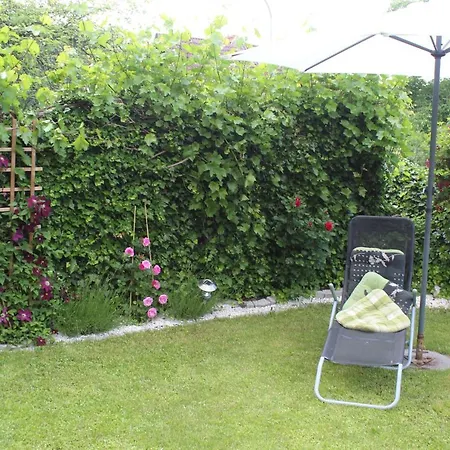 Kameralny Z Oddzielnym Wejsciem- Blisko Pkp 아파트 카르파츠