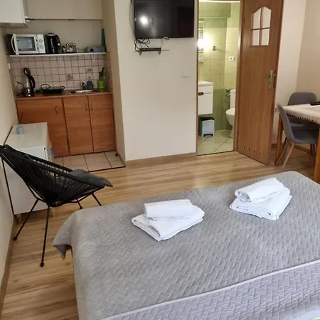 Kameralny Z Oddzielnym Wejsciem- Blisko Pkp Apartman Karpacz